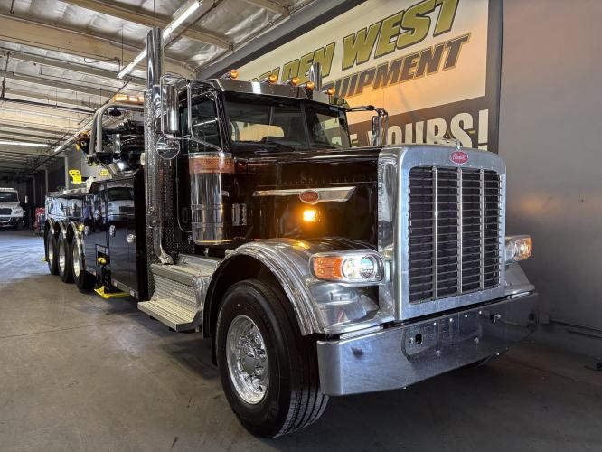 PETERBILT 389