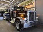 PETERBILT 389