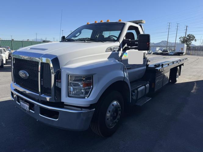 FORD F650 SD