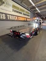 FREIGHTLINER BUSINESS CLASS M2 106