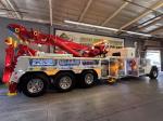 PETERBILT 389