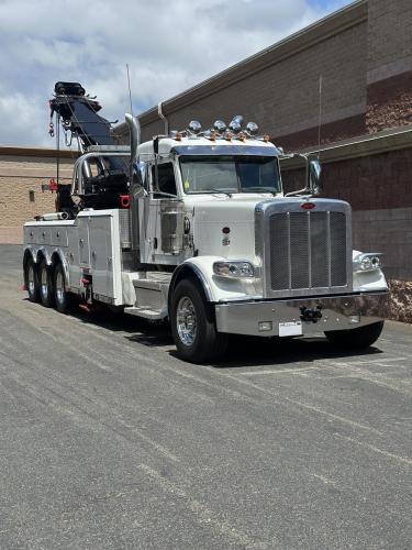 PETERBILT 389