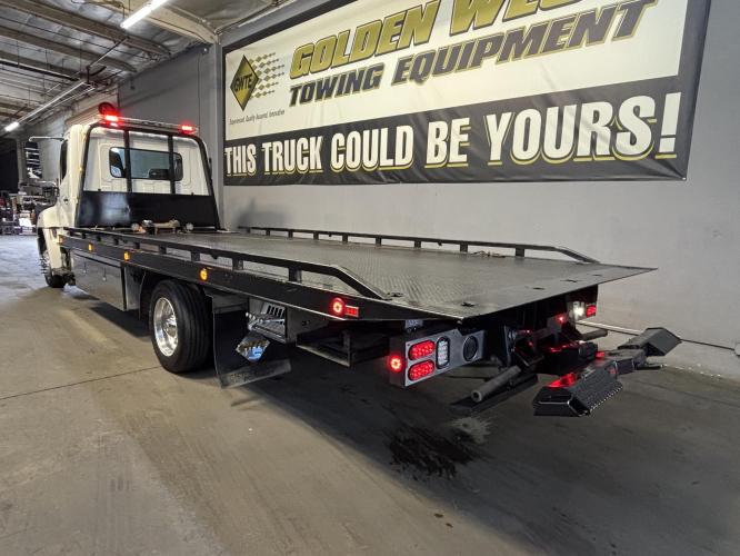 HINO 258ALP