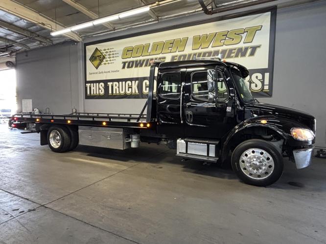 FREIGHTLINER BUSINESS CLASS M2 106