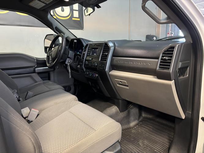 FORD F550 XLT SD