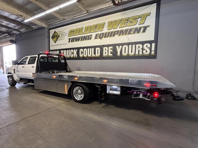 CHEVROLET SILVERADO 5500HD