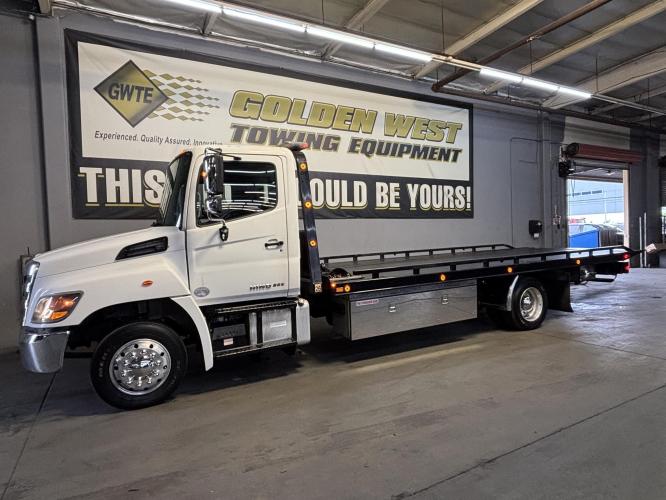 HINO 258ALP