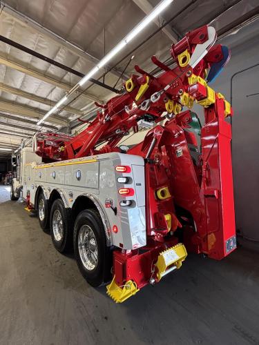 PETERBILT 389