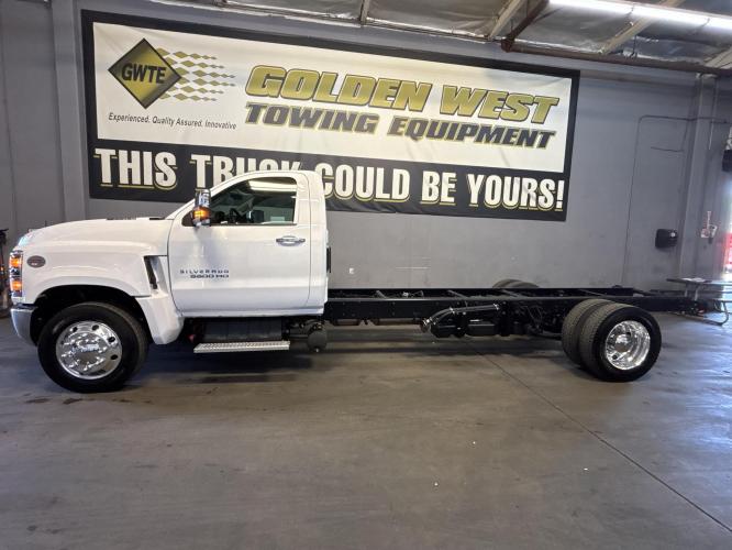 CHEVROLET SILVERADO 5500HD