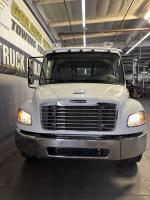 FREIGHTLINER BUSINESS CLASS M2 106