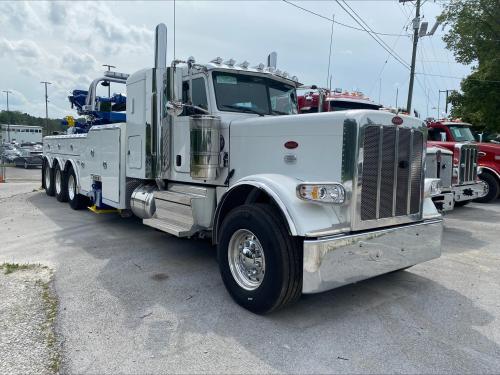 2024 PETERBILT 389
