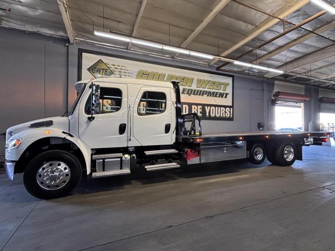 FREIGHTLINER BUSINESS CLASS M2 106