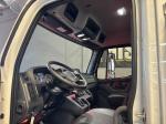 FREIGHTLINER BUSINESS CLASS M2 106 PLUS