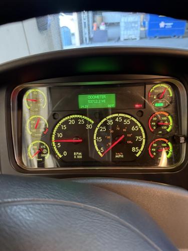 FREIGHTLINER BUSINESS CLASS M2 106