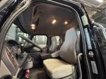 FREIGHTLINER BUSINESS CLASS M2 106