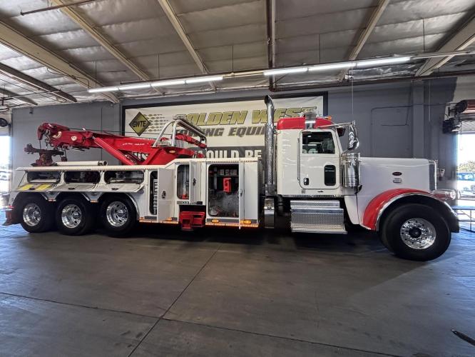 PETERBILT 388