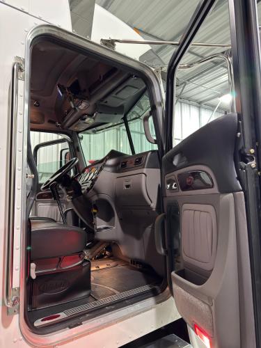 PETERBILT 389