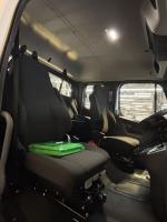 FREIGHTLINER BUSINESS CLASS M2 106 PLUS