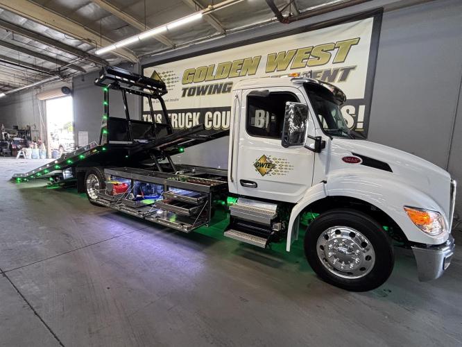 PETERBILT 536
