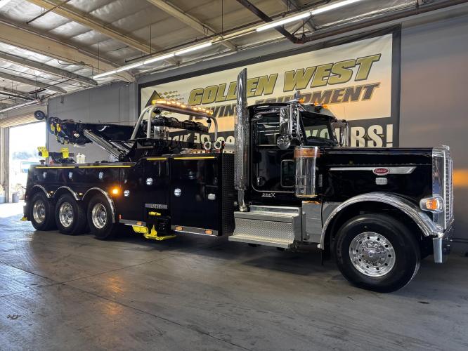 PETERBILT 389