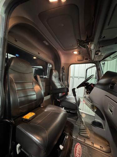 PETERBILT 389