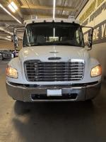 FREIGHTLINER BUSINESS CLASS M2 106