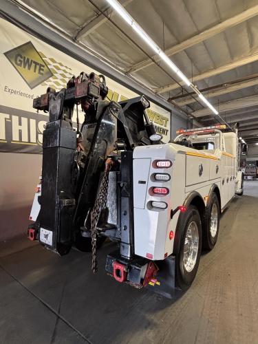 PETERBILT 389