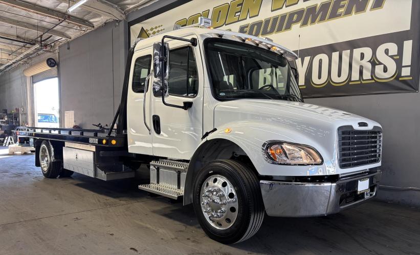 FREIGHTLINER BUSINESS CLASS M2 106