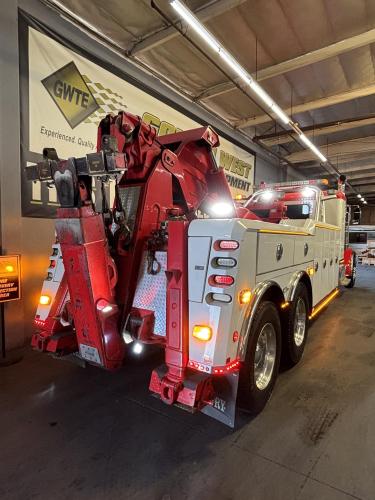 PETERBILT 389