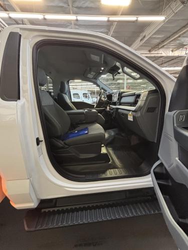 FORD F550 XLT SD