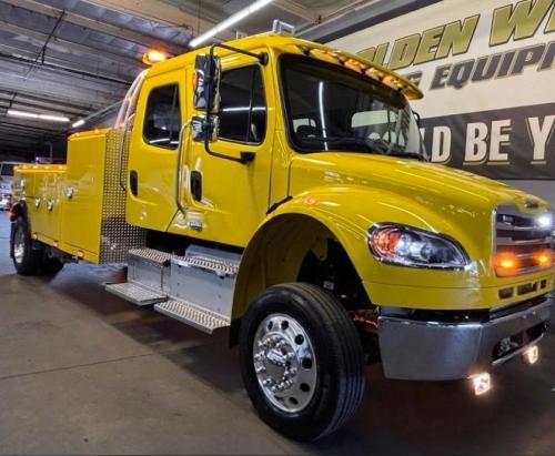 2025 FREIGHTLINER BUSINESS CLASS M2 106 PLUS