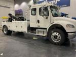 FREIGHTLINER BUSINESS CLASS M2 106 PLUS