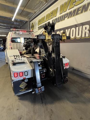 FREIGHTLINER BUSINESS CLASS M2 106