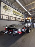 FREIGHTLINER BUSINESS CLASS M2 106