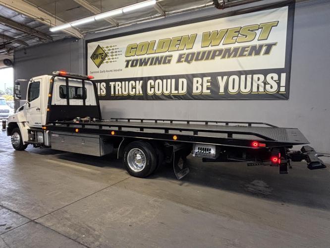 HINO 258ALP