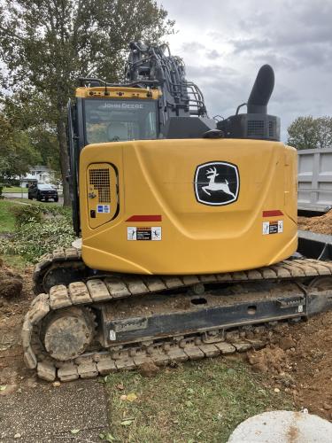 John Deere 135G