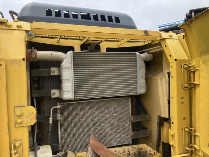 Komatsu PC200LC-7L