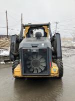 John Deere 332G