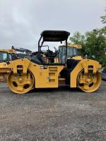 Caterpillar CB64B