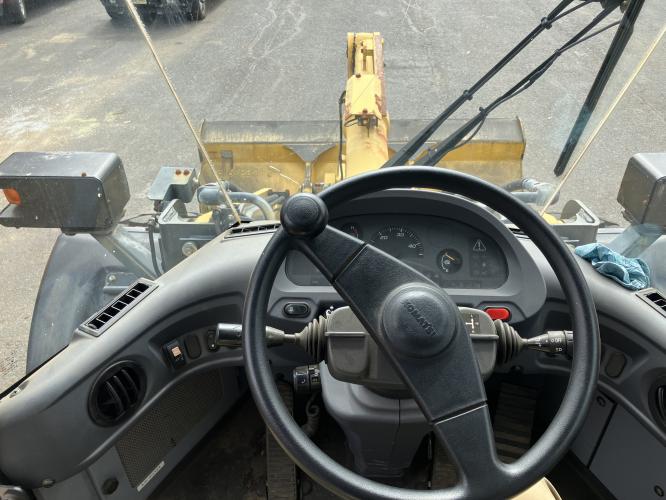 Komatsu WA200-7