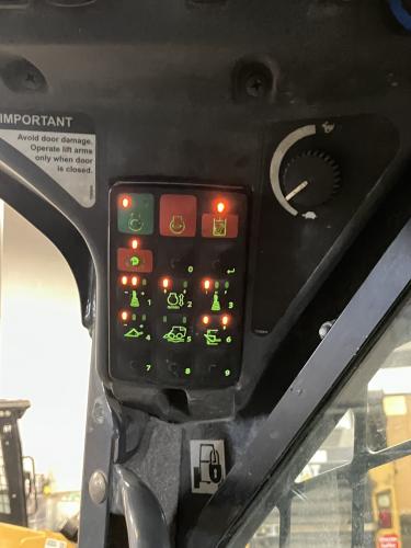 John Deere 332G