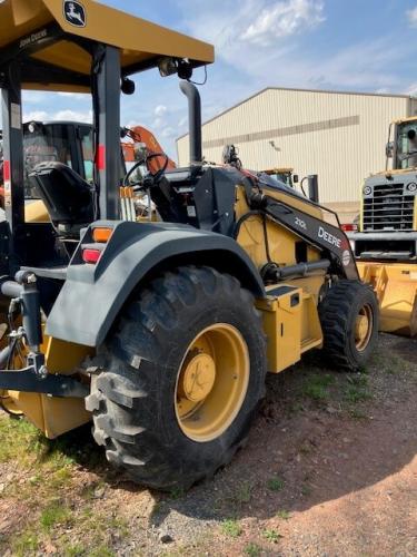 John Deere 210L