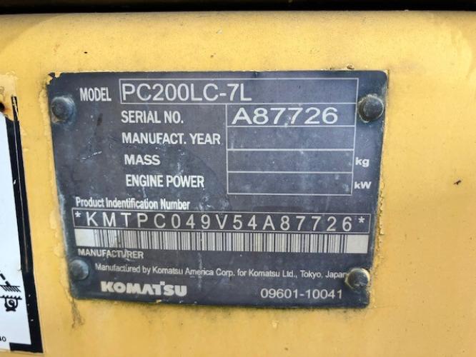 Komatsu PC200LC-7L