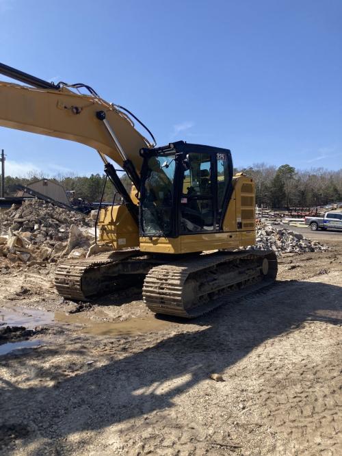 2023 Caterpillar 325