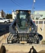 John Deere 333 P