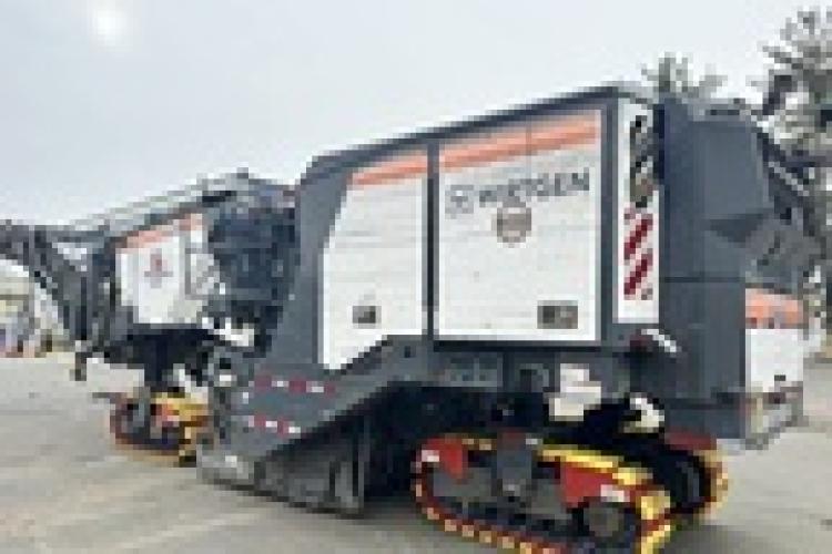 Wirtgen W220FI