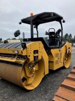 Caterpillar CB64B