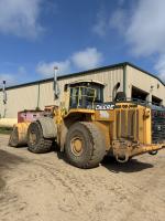 John Deere 844K