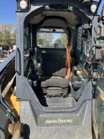 John Deere 333G