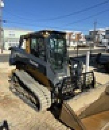 John Deere 333 P